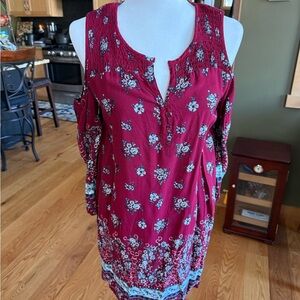 Almost Famous Burgundy Floral Tunic